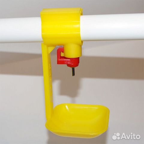 Ниппельная поилка с каплеуловителем