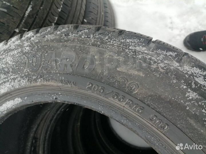 Yokohama 104ZR 205/55 R16