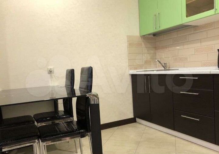 1-к. квартира, 44 м², 10/17 эт.