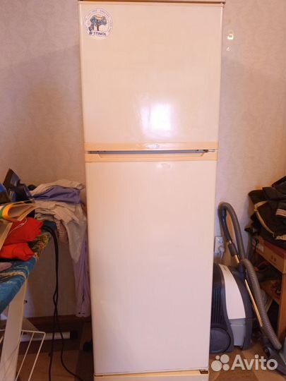 Холодильник stinol