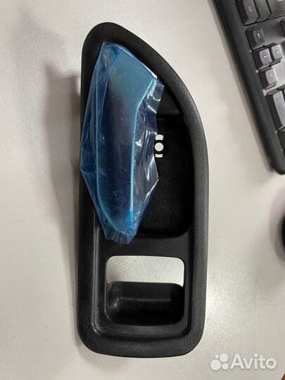 Ручка внутренняя левая Hover