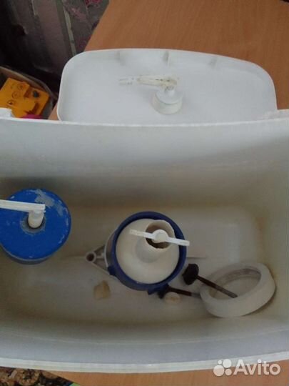 Бачок для унитаза бу
