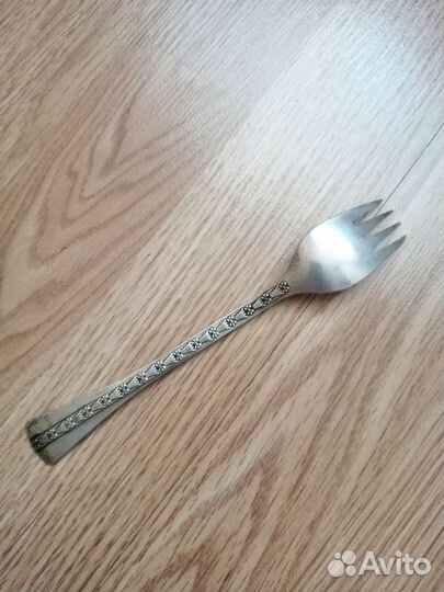 Вилки серебренные 916 пробы со звездой