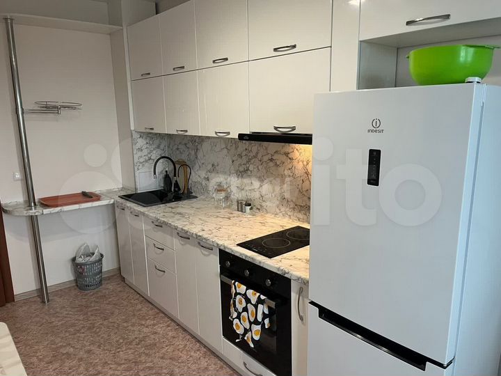 1-к. квартира, 30 м², 9/9 эт.