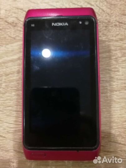 Телефон Nokia N8