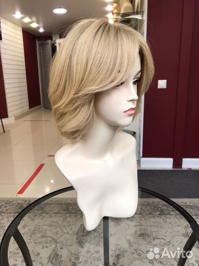 Натуральный парик с имитацией кожи головы