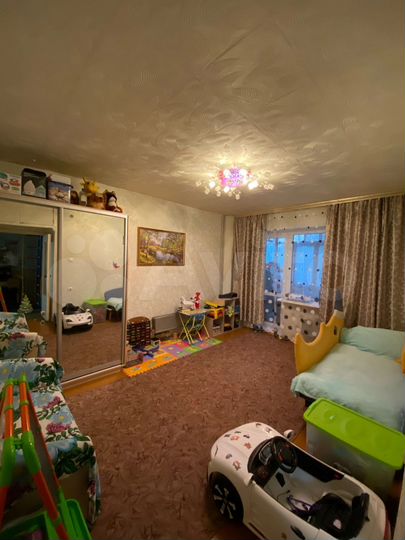 3-к. квартира, 63 м², 2/5 эт.