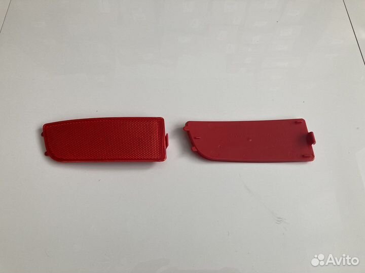 Отражатель в задний бампер (1шт) VW Crafter