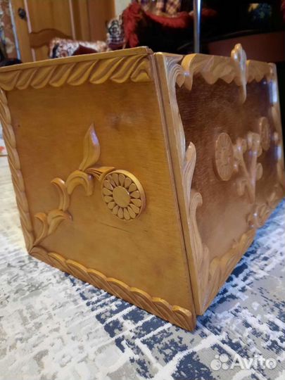 Хлебница деревянная