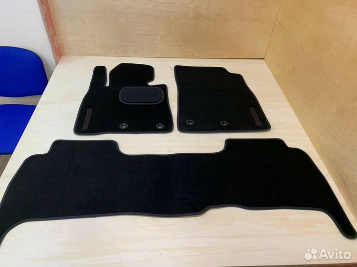 Коврики Toyota Land Cruiser 200 ворсовые велюровые