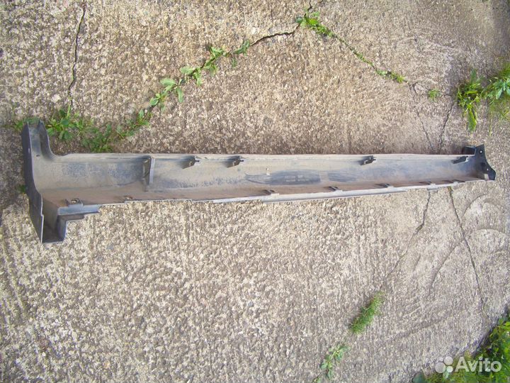 Накладка порога левая Ниссан Х-Трейл с14