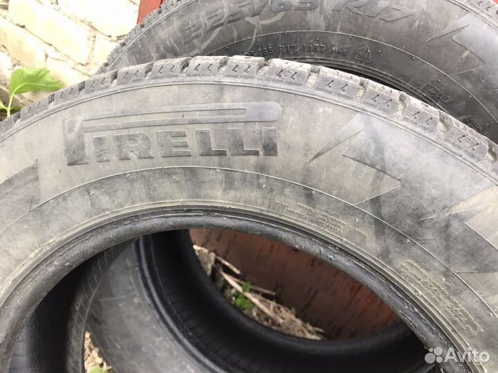 Pirelli Ice Zero 225/65 R17