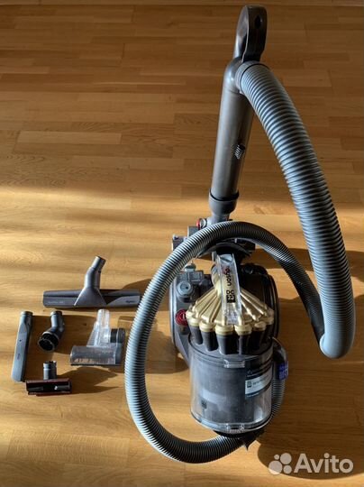 Пылесос dyson DC23