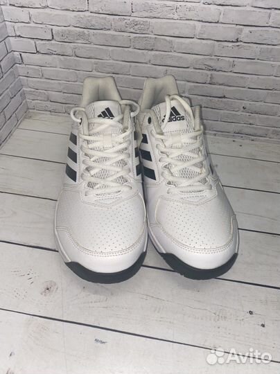 Кроссовки adidas adizero Attack M BA9084