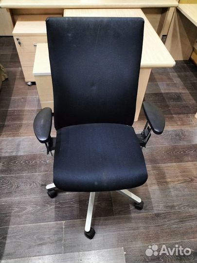 Компьютерное кресло