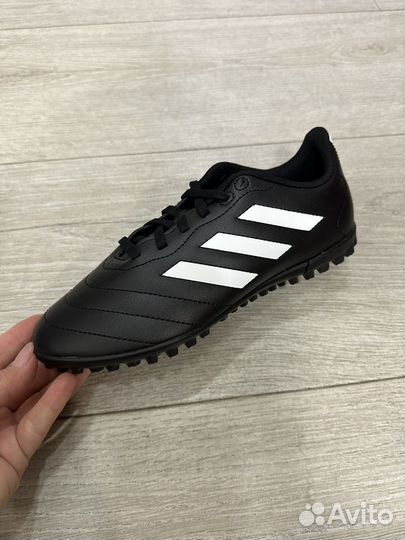 Бутсы дет сороконожки Adidas раз 36 (23,5 см)