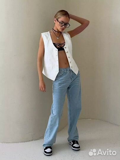 Жилет костюмный белый. Жилетка классическая