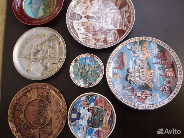 Настенные декоративные тарелки