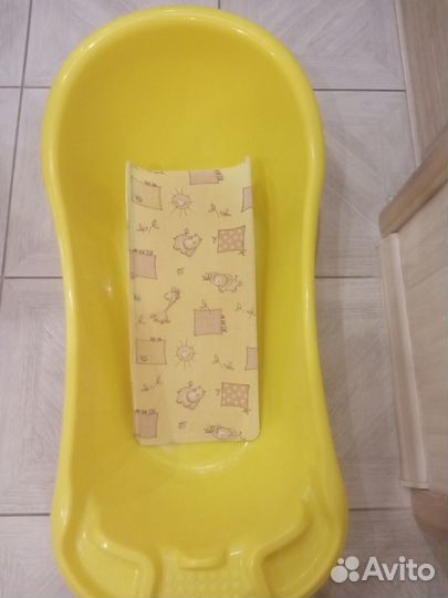 Ванночка детская для купания с горкой