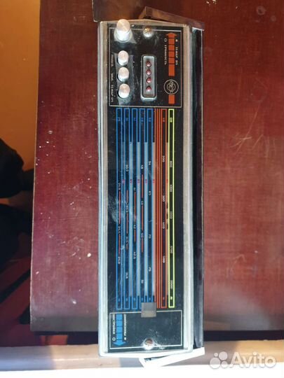 Радиоприемник СССР VEF 230-1 Spidola