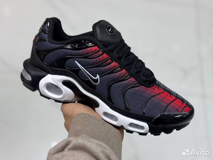 Кроссовки nike air max tn plus