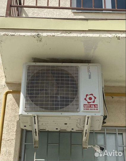 Кондиционер Сплит система касетного типа. aeronik