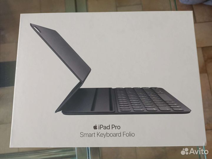 Клавиатура Smart Keyboard Folio для iPad Pro 11