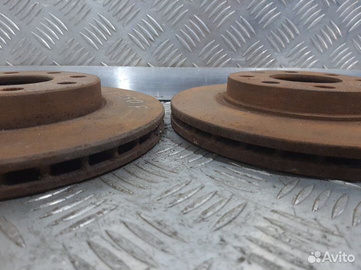 Диск тормозной передний Chevrolet Aveo T250 B12D1