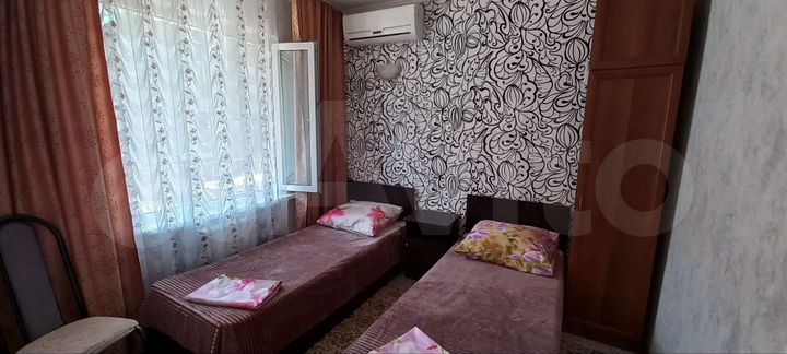 Комната 15 м² в 1-к., 1/2 эт.