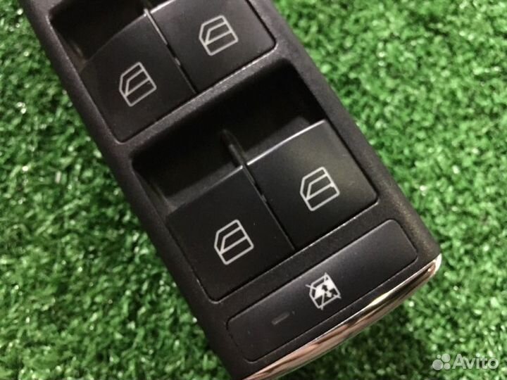 Блок стеклоподъемников Mercedes-Benz C-Class W204