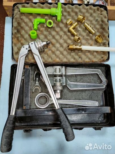 Ремонт труб бир пекс и водяных тёплых полов