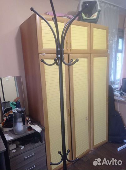 Вешалка напольная