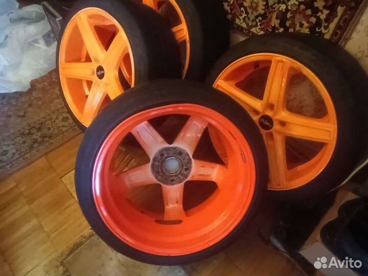 Колеса в сборе r18