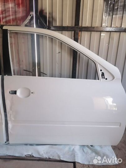 Дверь правая