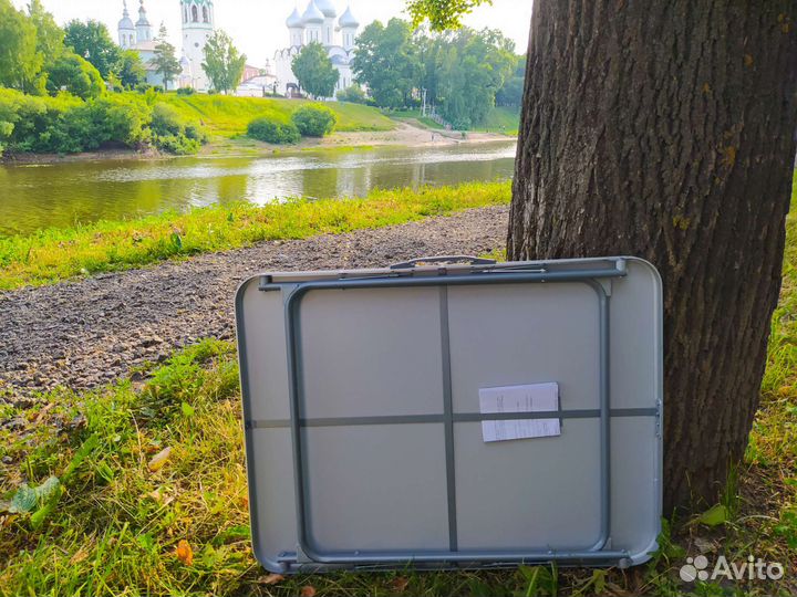 Складной туристический стол