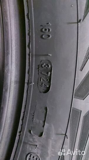 Ikon Tyres Autograph Ice 9 SUV 275/50 R20 113T