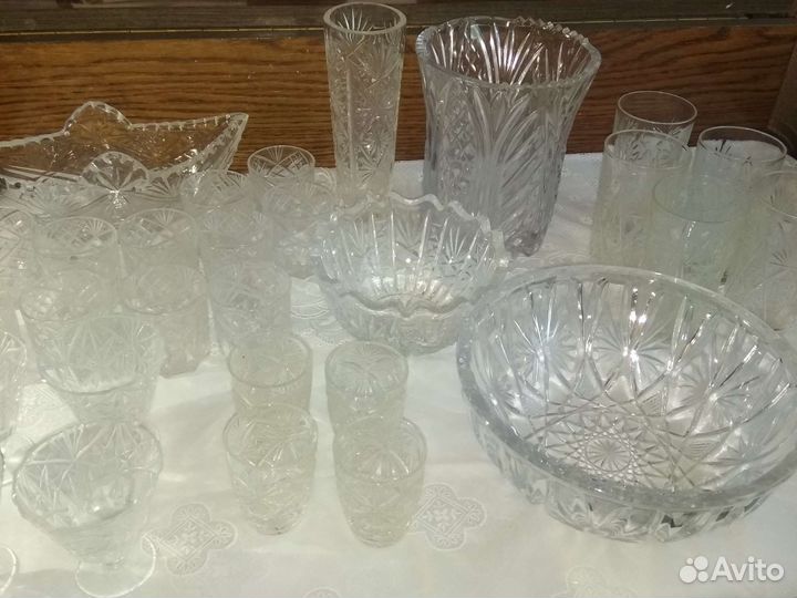 Посуда хрусталь блюдо, конфетницы, вазы и др