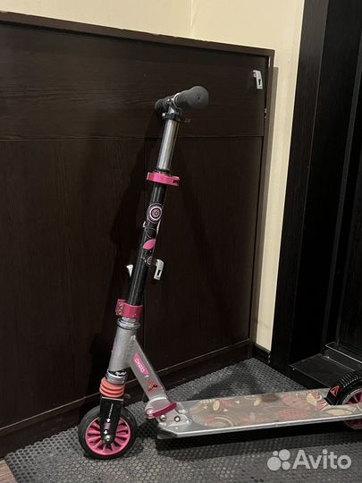 Самокат для девочки 6 лет