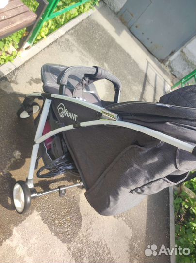 Прогулочная коляска как новая