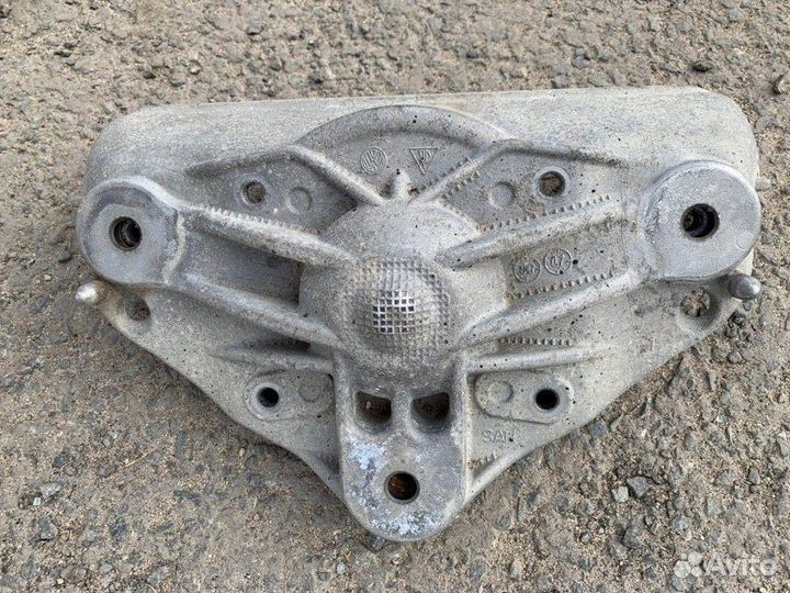 Опора стойки Volkswagen Touareg 1 2.5D 2008