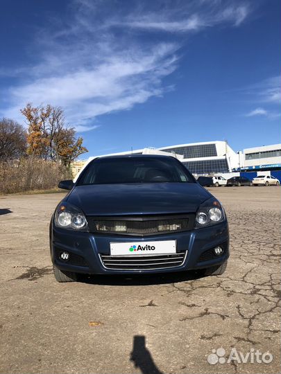 Opel Astra 1.6 МТ, 2013, 140 000 км