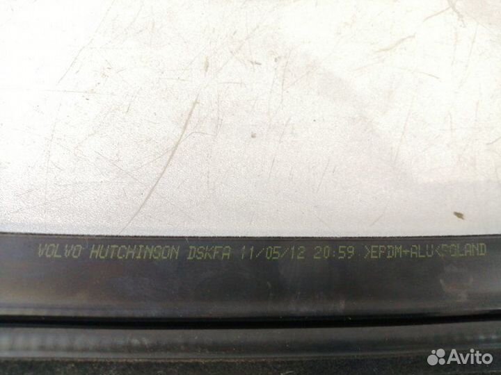 Уплотнительная резинка стекла двери задняя левая