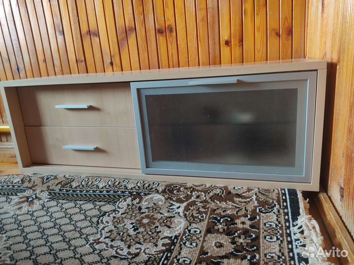 Тумба под телевизор