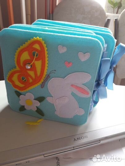 Фетровая развивающая книжка