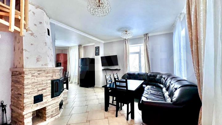 Дом 218,4 м² на участке 20 сот.