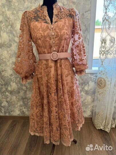 Вечернее платье