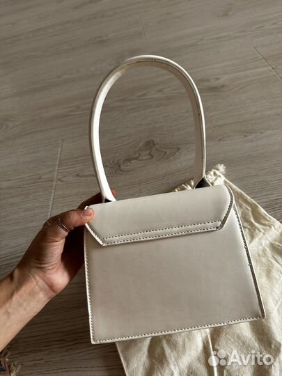 Сумка jacquemus белая