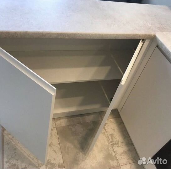 Встроенная кухня не бу новая