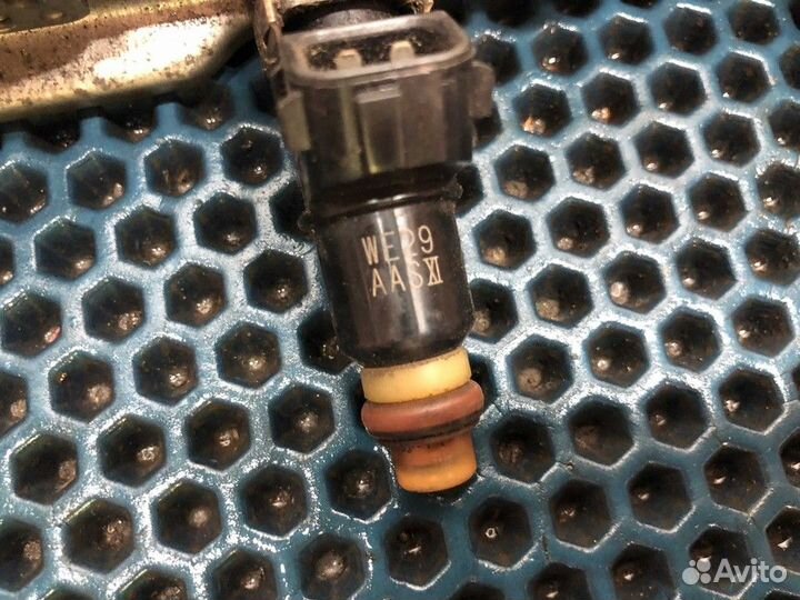 Рейка топливная (рампа) Honda Civic