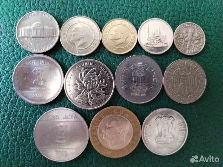 Набор иностранных монет